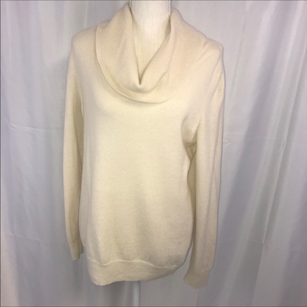 100% Cashmere Apt.9 Sweater - Size XL